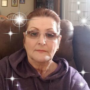 Meet your Posher, Sharon